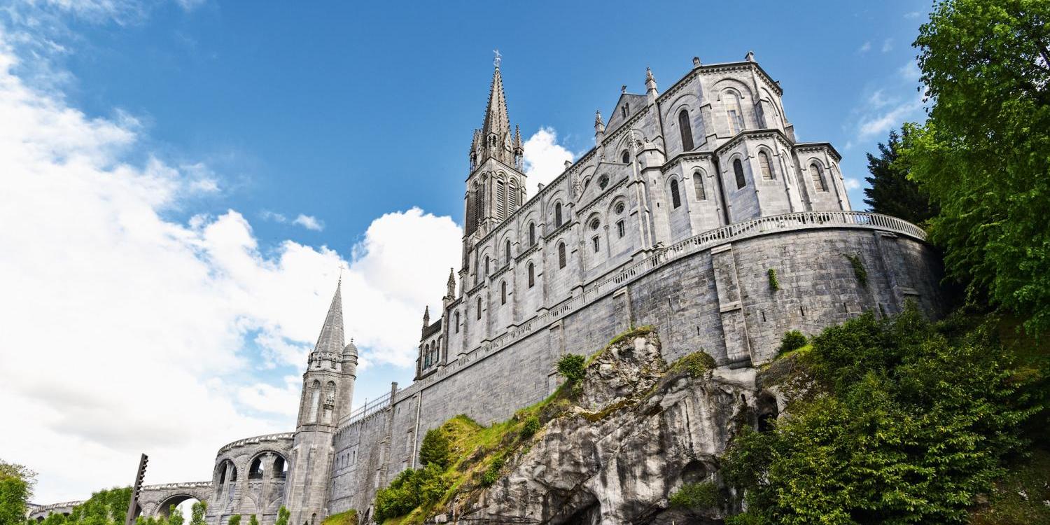 lourdes_basilika_by_bp-archiv_fg_wolfgang_radtke_pfarrbriefservice (c) by_bp-archiv_fg_wolfgang_radtke_pfarrbriefservice.de lourdes_basilika_by_bp-archiv_fg_wolfgang_radtke_pfarrbriefservice